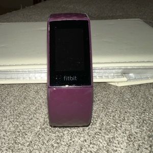 Fitbit Charge 4